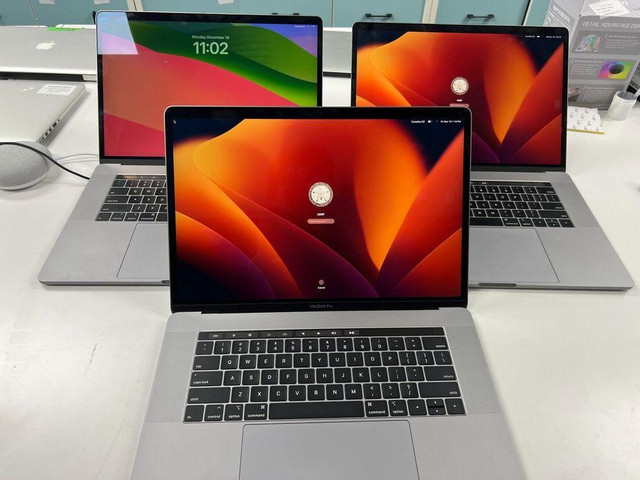 2018 model Macbook PRO A1990 i7 in Laptops in Toronto (GTA) - Image 2