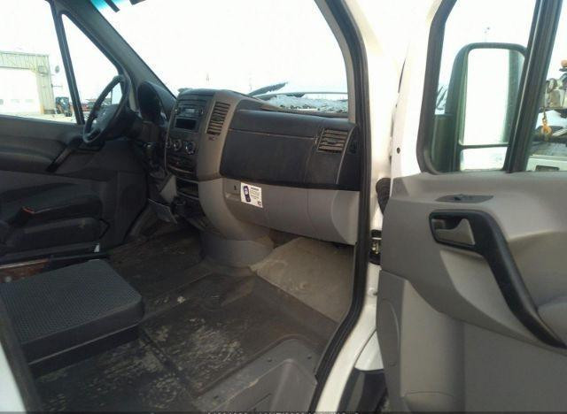 2012 Mercedes-Benz Sprinter 2500 Parting out in Auto Body Parts in Alberta - Image 3