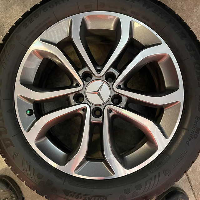 225/50/17 Dunlop winter runflat 7/32 + mags 17 pouces 5x112 mercedes original in Tires & Rims in Laval / North Shore - Image 4