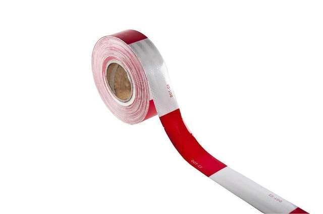 NEW 164 FT X 2 REFLECTIVE RED & WHITE TRAILER TAPE TTRF in Other Parts & Accessories in Calgary - Image 2