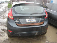 2011-2012 Ford Fiesta Automatic Hatchback pour piece # for parts # part out