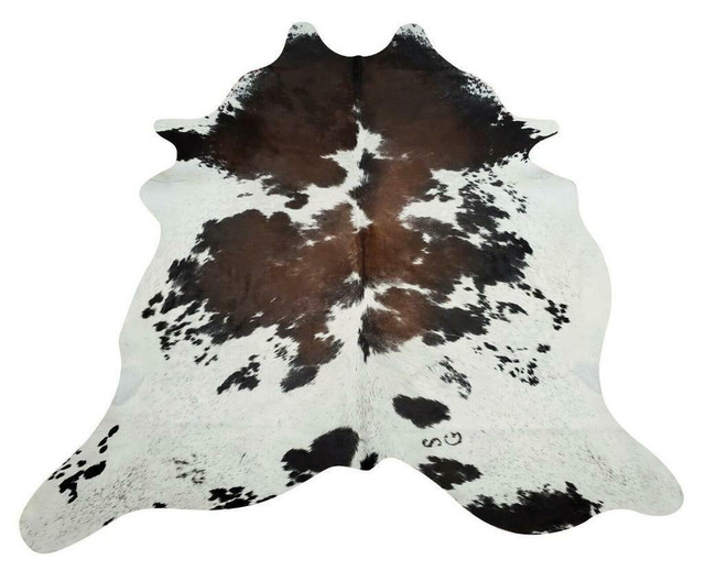 Cowhide rug Real, Large, Exotic, Authentic, Genuine Cow Skin Rugs Cow Hide Hyde Rugs in Rugs, Carpets & Runners in Saskatchewan - Image 4