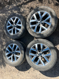 225/60R17 set of 4 Rims & summer Tires that came off a 2010/2016  Kia Sportage.