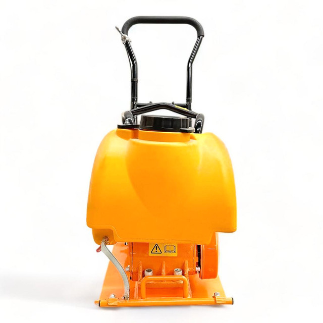HOC C60 14 INCH COMMERCIAL GX200 PLATE COMPACTOR + WHEEL KIT + WATER KIT +  FREE SHIPPING + 2 YEAR WARRANTY in Power Tools - Image 4