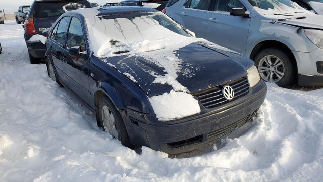 Parting out WRECKING: 2002 Volkswagen Jetta TDI in Other Parts & Accessories - Image 3