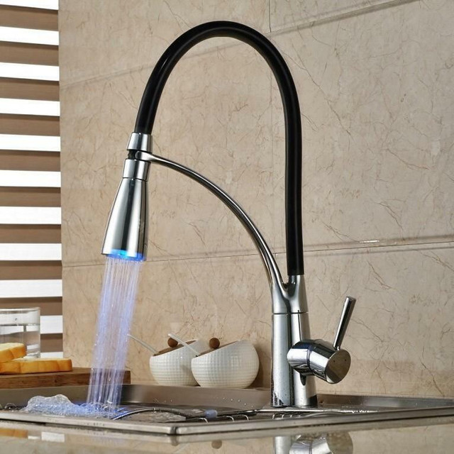 Kitchen Faucets , Transitional with Chrome Single Handle One Hole ( Pull Down ) in Plumbing, Sinks, Toilets & Showers