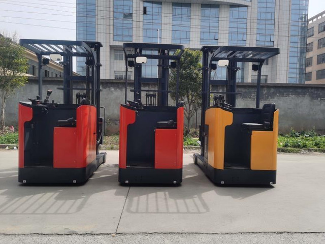 Finance available : Brand new Electric Reach Truck  seated or stand on  1.5T /2T,  height 4M/5M/6M With warranty in Other Business & Industrial - Image 3