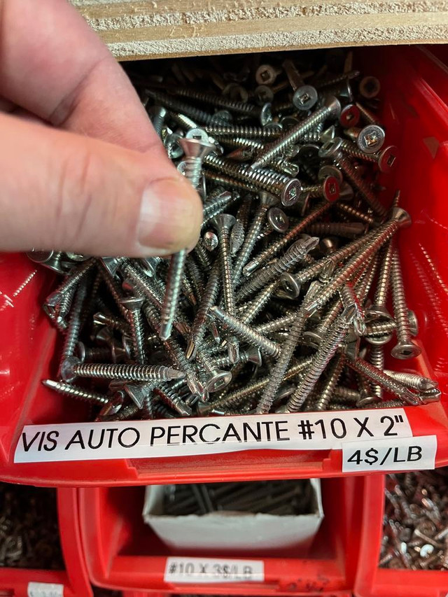 Vis Auto perceuse 4$/Lb ----- #10 X 2 et #12 X 2-1/2 in Hardware, Nails & Screws in Québec