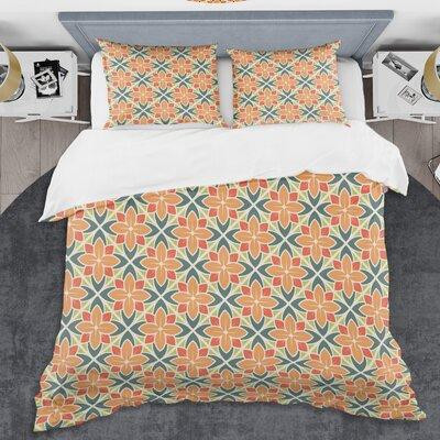 Made in Canada - East Urban Home Retro Floral IV Mid-Century Duvet Cover Set in Bedding