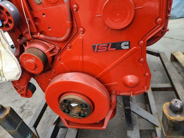 ISL 9 New Cummins Surplus Motor Diesel Motor With Warranty in Engine & Engine Parts