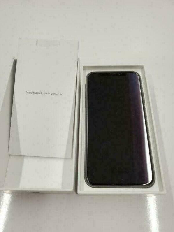 iPhone XR 64GB, 128GB 256GB CANADIAN MODELS NEW CONDITION WITH ACCESSORIES 1 Year WARRANTY INCLUDED in Cell Phones in Edmonton Area - Image 3