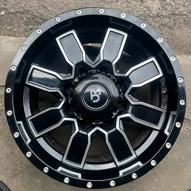 18 pouces 8x170 RTX in Tires & Rims in Laval / North Shore