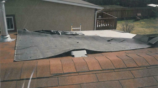 Wind Damage to your shingles? Roof and Shingle repairs - Emergency Shingle Repairs Available in Roofing in Edmonton Area - Image 4