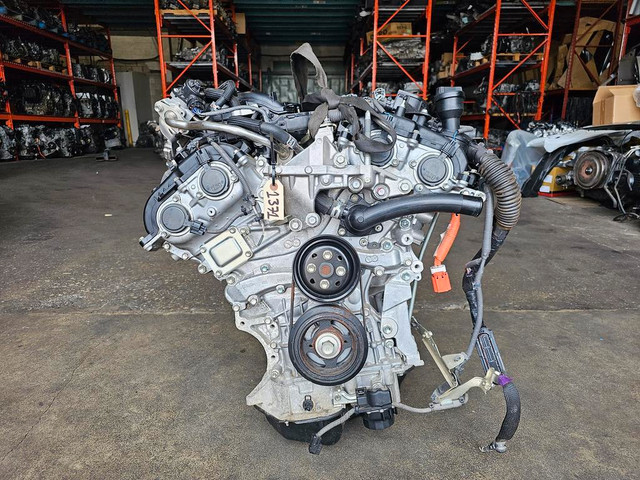 JDM Toyota Highlander 2017-2019 2GR-FKS 3.5L V6 Engine Only in Engine & Engine Parts in City of Toronto