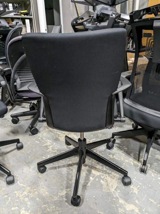 Haworth X99 Office Chair in Good Condition-Call us now! in Chairs & Recliners in Toronto (GTA) - Image 3