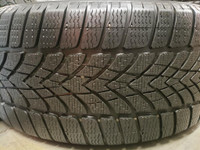 (LH5) 1 Pneu Hiver - 1 Winter Tire 255-50-19 Dunlop 8/32