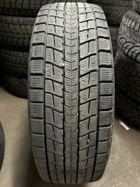 4 pneus dhiver P215/65R16 98R Dunlop Winter Maxx SJ8 25.0% dusure, mesure 11-11-10-10/32