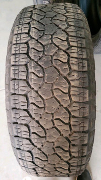 4 pneus dété P275/60R20 115S Goodyear Wrangler TrailRunner AT 41.5% dusure, mesure 6-7-8-7/32