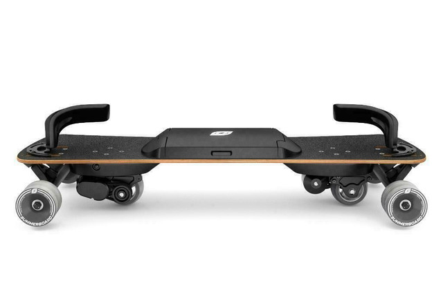 Summerboard SBX Electric Snowboard - Brand New - Financing Available | Full Warranty in Skateboard - Image 2
