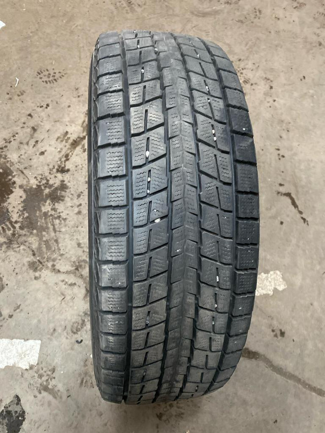 4 pneus dhiver P245/65R17 107R Dunlop Winter Maxx SJ8 34.5% dusure, mesure 9-10-9-9/32 in Tires & Rims in Québec City - Image 2