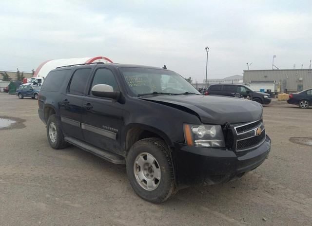 2014 Chevrolet Suburban 1500 4WD 5.3L For Parting Out in Auto Body Parts in Manitoba
