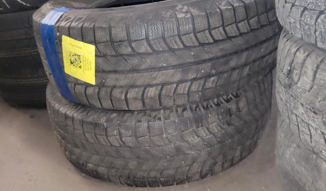 USED PAIR OF WINTER MICHELIN X-ICE 95% TREAD WITH INSTALLATION. in Auto Body Parts in City of Toronto