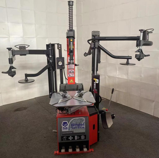 NEW AUTOMATIC TIRE CHANGER DOUBLE ASSIST ARM & AIR BLAST INFLATION FT800 in Other in Manitoba