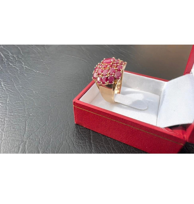 #464 - 10k Yellow Gold, Custom Natural Ruby Cluster Ring, 5.76ct, Size 8 1/2 dans Bijoux et montres - Image 2