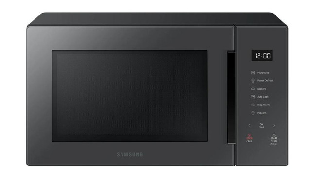 Four à Micro-Ondes Samsung 1.1 cu 1500W MS11T5018AC - Noir - NEUF - BESTCOST.CA in Microwaves & Cookers in Greater Montréal