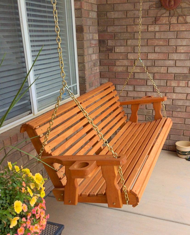 Outdoor Patio Furniture Wood Porch Swing Garden Bench Lounge Chair in Patio & Garden Furniture