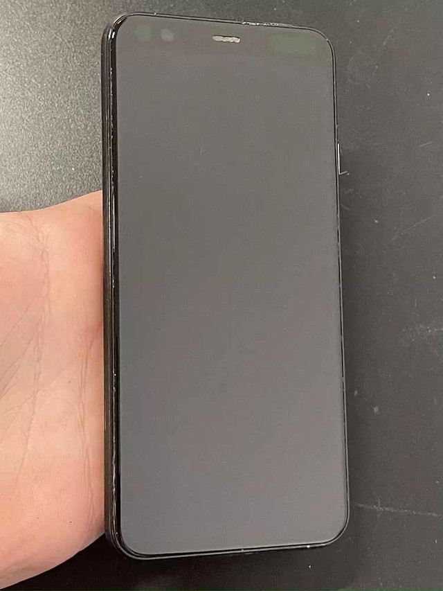 Pixel 4 128 GB Unlocked -- Buy from a trusted source (with 5-star customer service!) in Cell Phones in Hamilton - Image 3