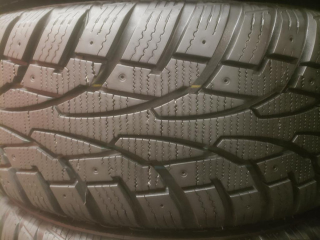 (TH45) 4 Pneus Hiver - 4 Winter Tires 205-55-16 Uniroyal 9-10/32 - 5x100 - TOYOTA in Tires & Rims in Greater Montréal - Image 3