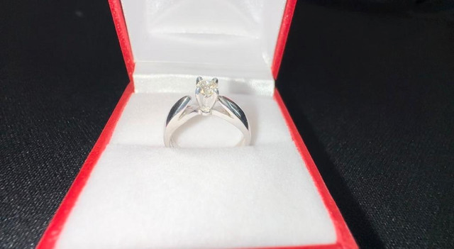 #447 - 1/5 Carat Natural Diamond. 14k White Gold Solitaire Engagement Ring, Size 5 in Jewellery & Watches - Image 4