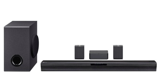 LG SQC4R 220-Watt 4.1 Channel Sound Bar with Wireless Subwoofer in Speakers - Image 2