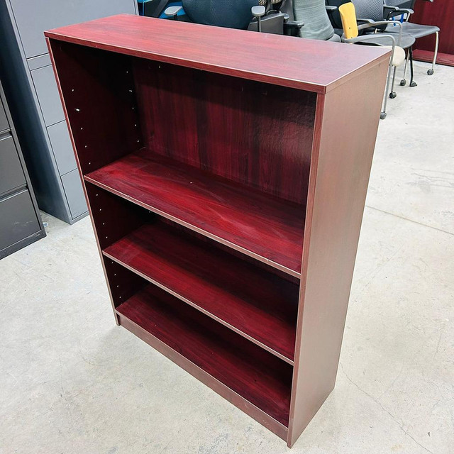 Bookshelf in Excellent Condition-Call us now! in Bookcases & Shelving Units in Toronto (GTA)