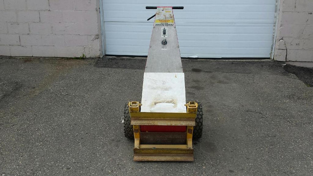 Power Pusher - Vehicle / Equiptment Mover - 50,000 LBS Capacity - 24 Volt Electric in Other Business & Industrial - Image 2