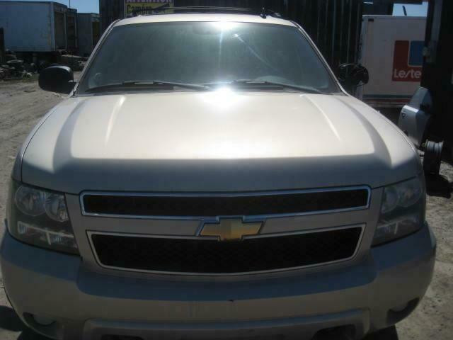 2007 2008 Chevrolet Avalanche 5.3 4x4 Automatic pour piece # for parts # part out in Auto Body Parts in Québec - Image 2