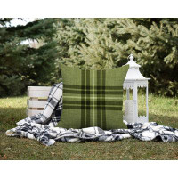 ULLI HOME Brady Plaid Cottage Indoor/Outdoor Pillow