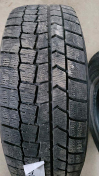4 pneus dhiver P225/60R17 99T Dunlop Winter Maxx 27.5% dusure, mesure 8-8-8-8/32