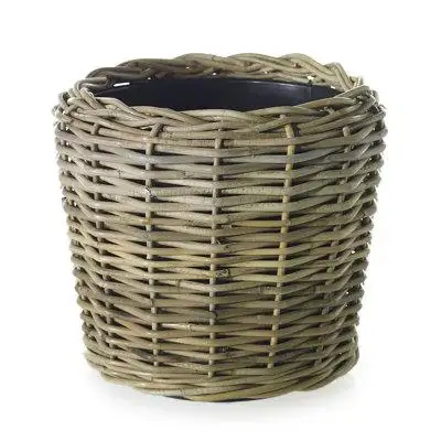 Bring the tropics home with this wicker cachepot. Handwoven with natural materials it's the perfect...