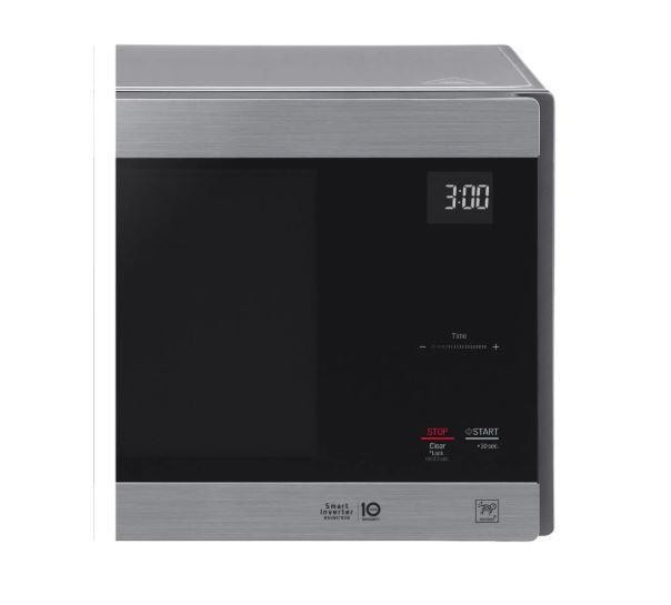 LG LMC1575ST 1.5 cu. ft. NeoChef™ Countertop Microwave with Smart Inverter and EasyClean (Factory Refurbished) in Microwaves & Cookers - Image 3
