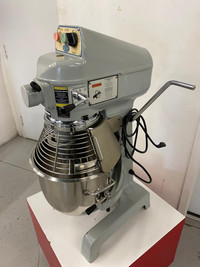 Globe 20 Quart Planetary Bench Mixer with Stand