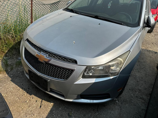 2012 Chevy Cruz for parts only in Auto Body Parts in Toronto (GTA) - Image 2