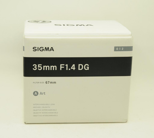 Sigma 35mm f/1.4 DG lens for Nikon + Box  ID L-1540 in Cameras & Camcorders
