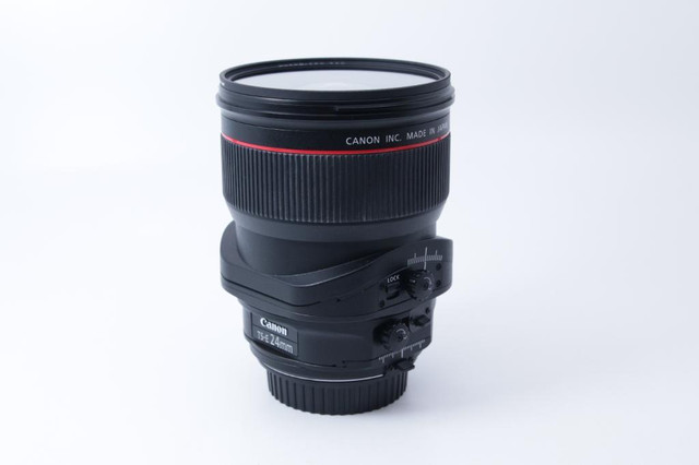 Used Canon TS-E 24mm f/3.5L II w/ hood + box   (ID-L1281(ND)   BJ Photo Labs-Since 1984 in Cameras & Camcorders - Image 4