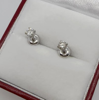 #351 - .32ctw, SI Diamonds, 14k White Gold, Screwback Stud Earrings NEW