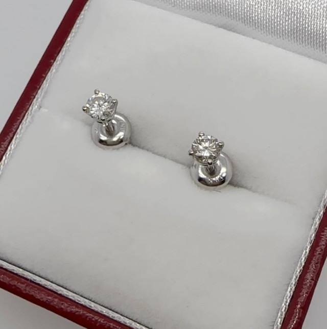 #351 - .32ctw, SI Diamonds, 14k White Gold, Screwback Stud Earrings NEW in Jewellery & Watches