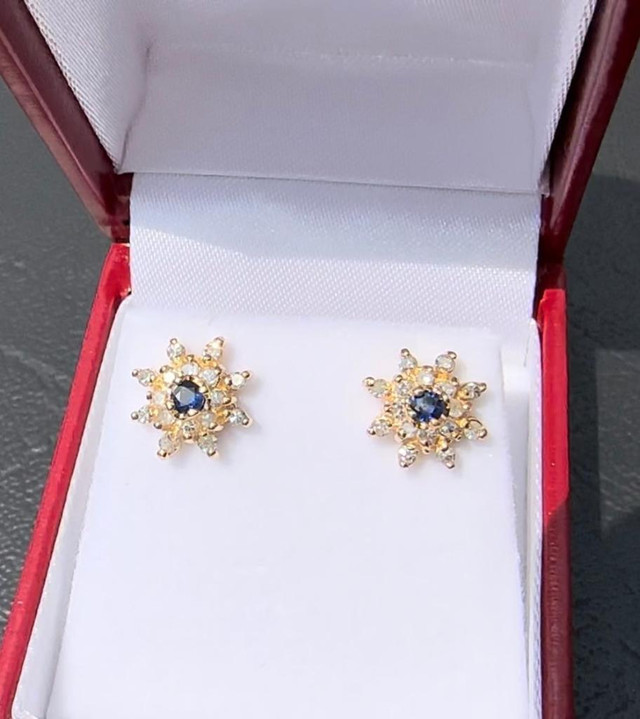 #290 - Sapphire &amp; Diamond, 14k Yellow Gold, Pushback Studs in Jewellery & Watches