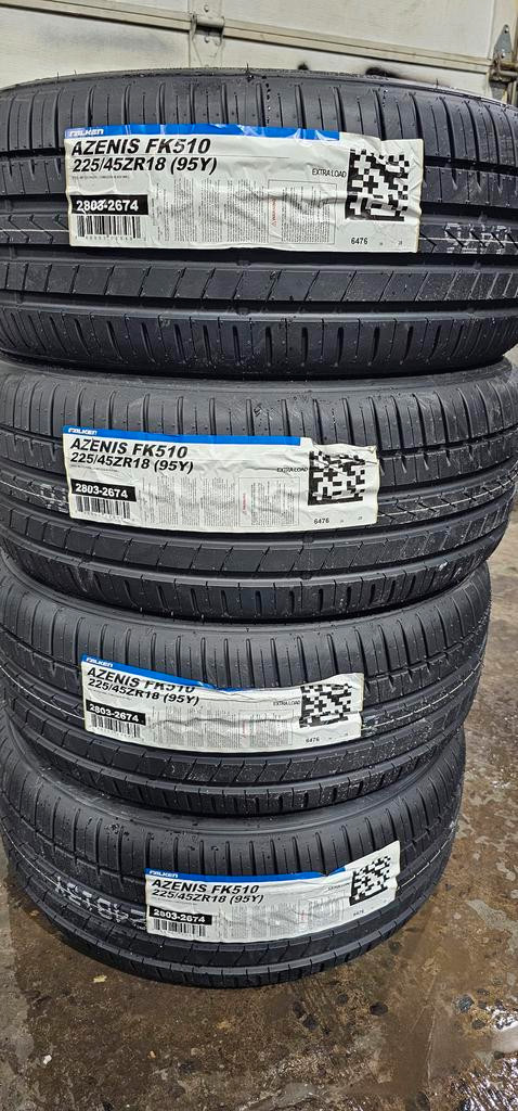 225/45/18 4 pneus été falken neufs  700$ in Tires & Rims in Greater Montréal