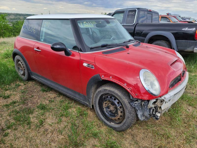 Parting out WRECKING: 2004 Mini Cooper S Parts in Other Parts & Accessories